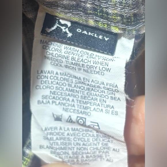 Oakley Plaid Cotton Flannel Button Up Shirt Men’s XL EUC - Picture 7 of 9